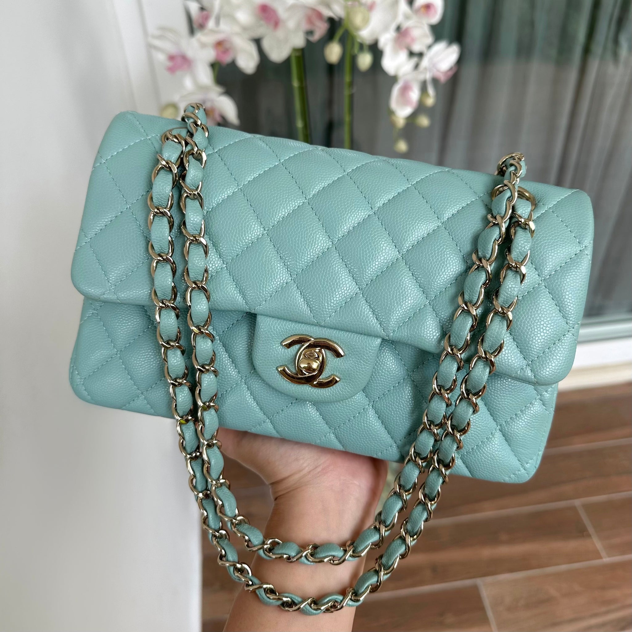 Classic small caviar tiffany green LGHW – Splendour Lux