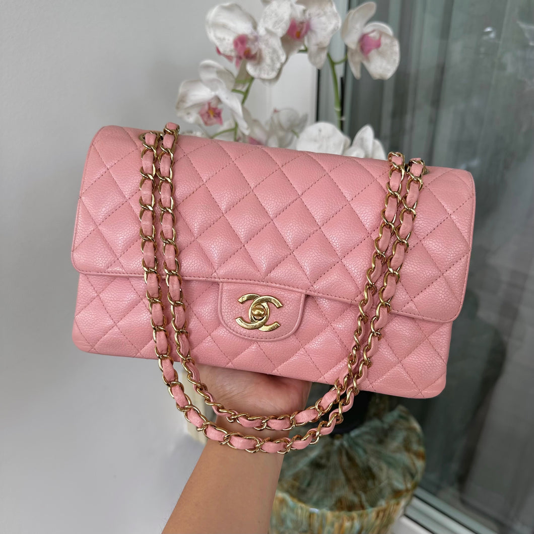 Vintage classic caviar medium in pink 24k GHW
