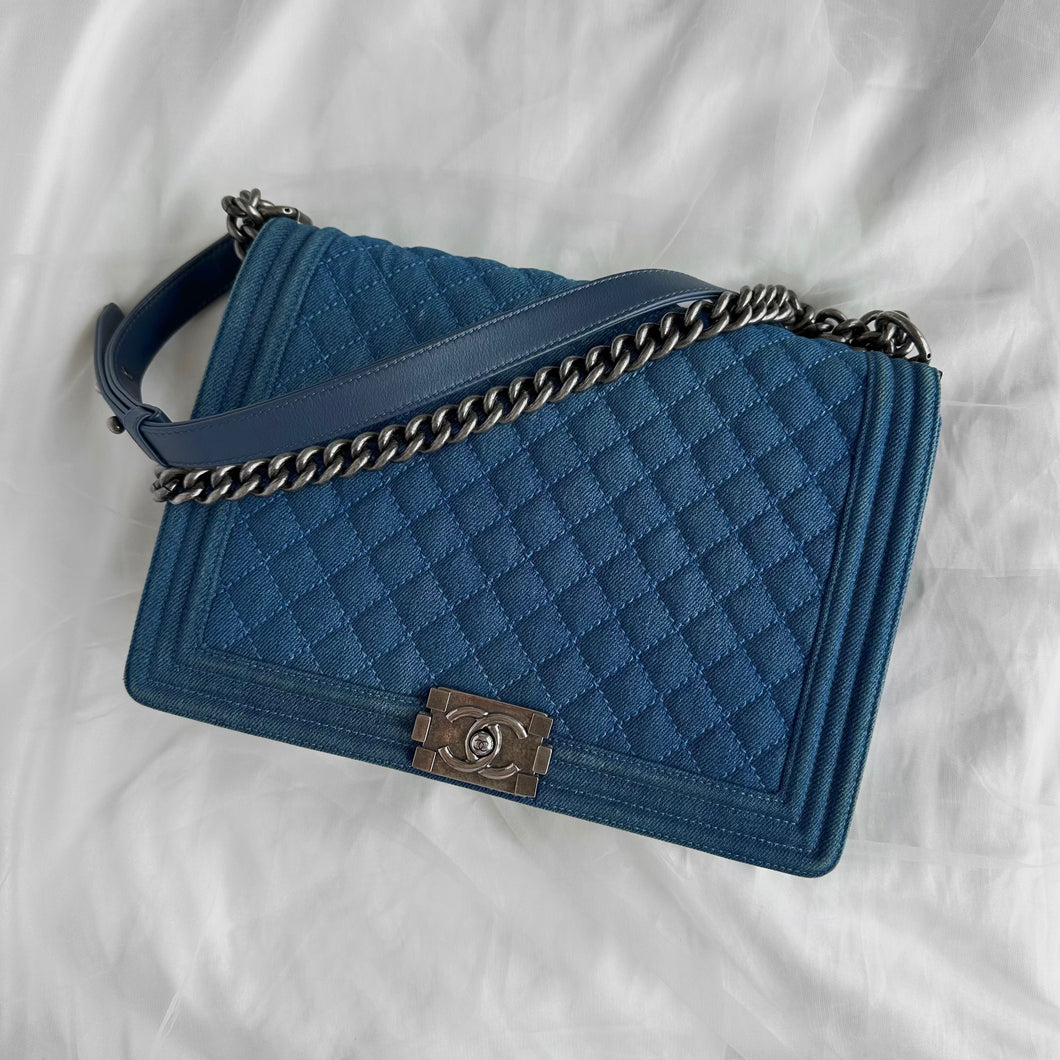 Boy large in denim RHW